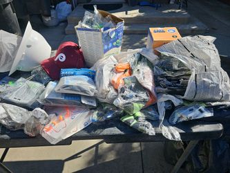 Conceate Or Construction  Supplies Sunglasses Ear Plugs Hat  Everything New 