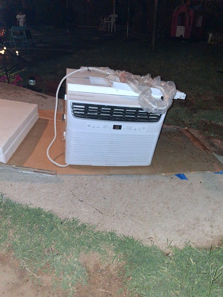 Window Air Conditioner 