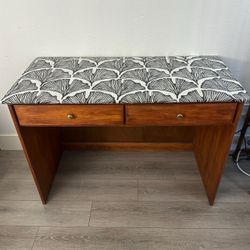Wooden Desk ***PICK UP BTWN 10/8 & 10/17***