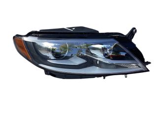 2013-2017 Volkswagen CC OEM Headlight Xenon HID Right Passenger Without DRL LED