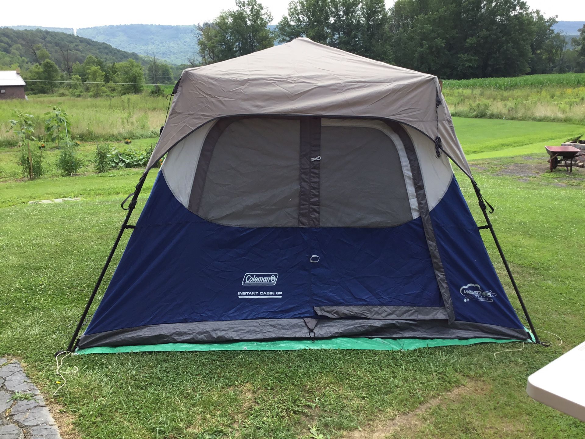 Tent BRAND NEW…Never Used!!!