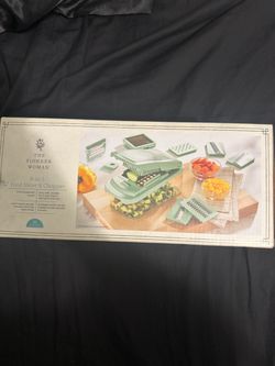 The Pioneer Woman 8-in-1 Food Slicer & Chopper