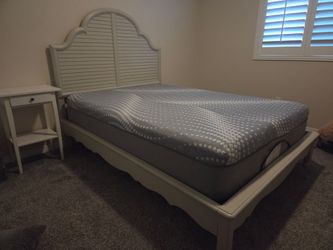 Sealy Hybrid Queen Mattress