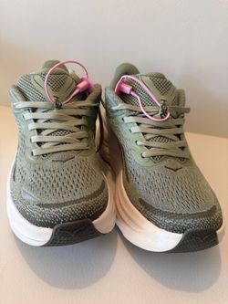HOKA Bondi 9 running shoes in the Sea Moss / Eucalyptus women’s size 7.5