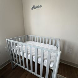 Rocking Mini Crib 
