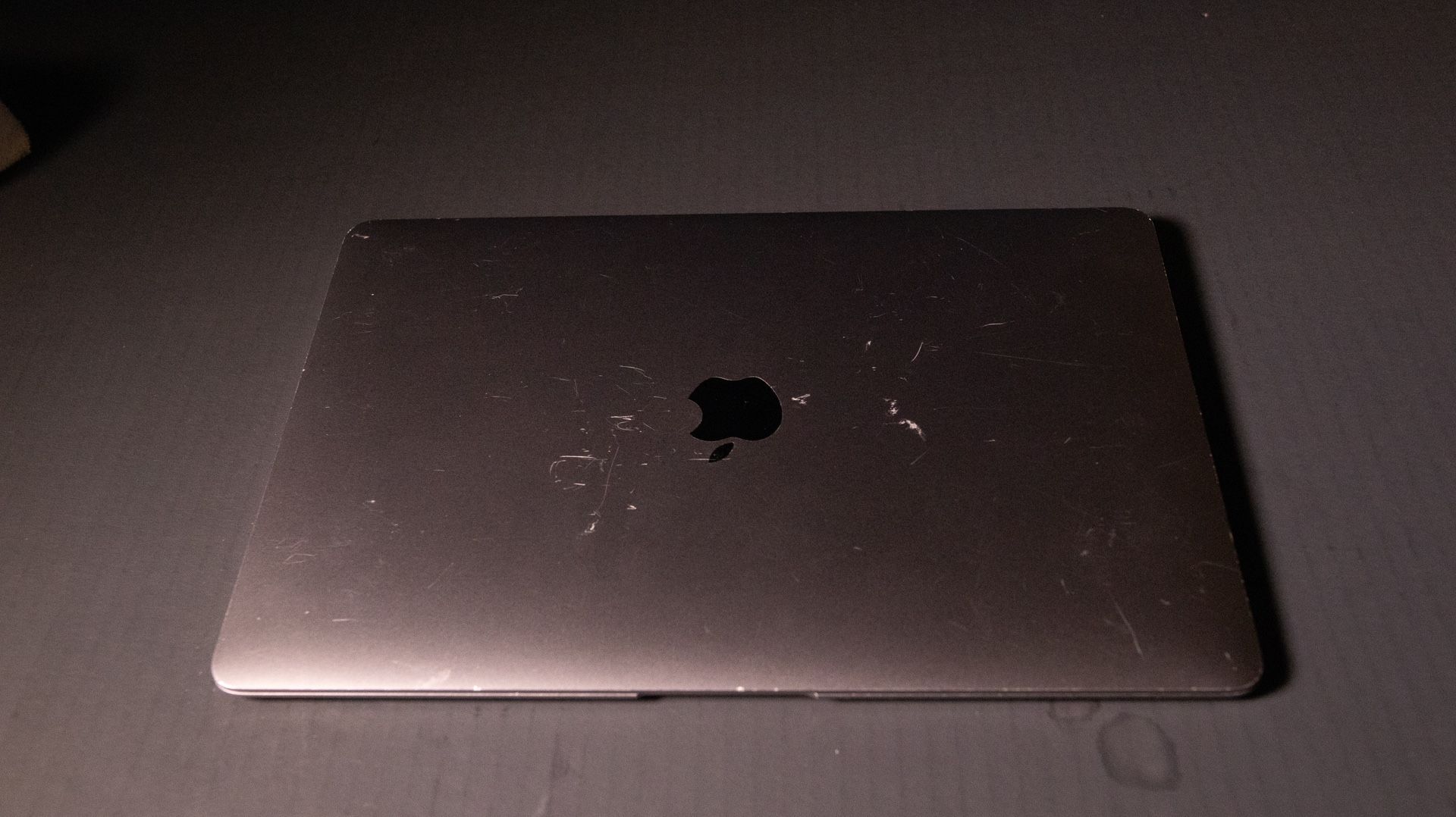 2018 MacBook Air – i5 / 8GB / 121GB SSD – Budget Friendly