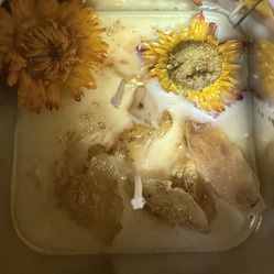 Golden Bloom Candle 
