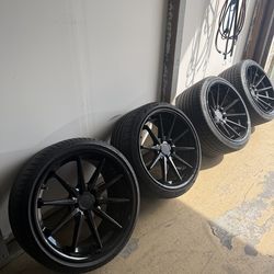 Ferrada 20 Inch Rims w Tires