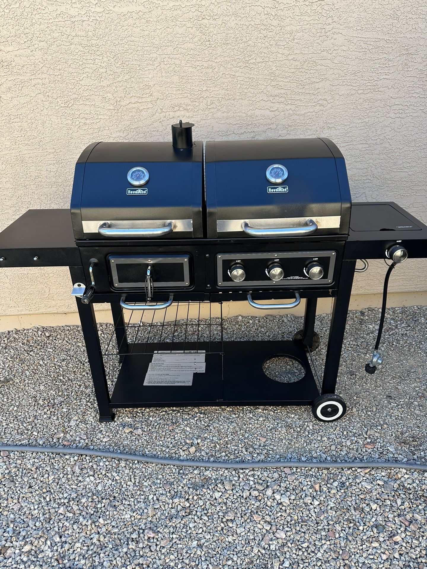 RevoAce Dual Fuel Gas & Charcoal Combo Grill, for Sale in Avondale, AZ