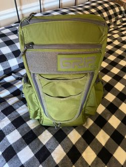 Disc golf bag