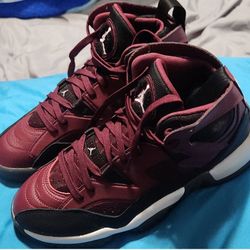 Womens Jordans 8.5 $100