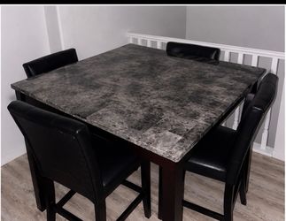 4 dinning room table
