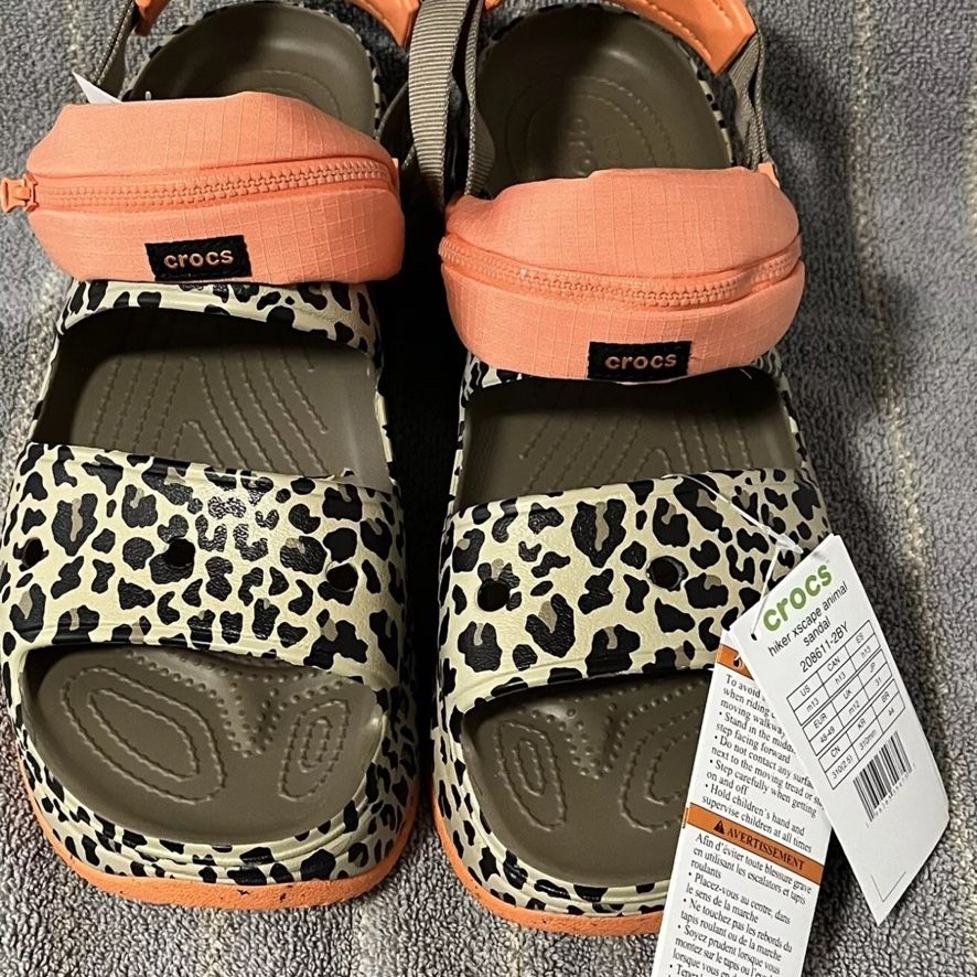 CROCS HIKER XSCAPE ANIMAL SANDAL CLOG Khaki Leopard size m13  display picture 1