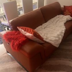 Lizar Sofa 