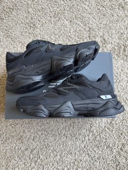 New Balance 9060 Triple Black