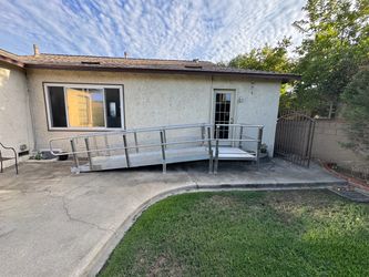 Silver Spring Clearway 16' Straight Modular Ramp with 4' Top Platform
