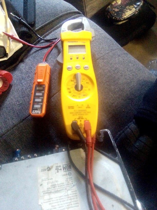 Fieldpiece Sc66 Digital Clamp Meter With Voltage Meter