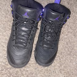 $125 Jordan 12s For Sale Size 6