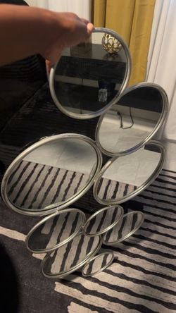 Circle mirror
