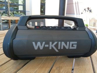 W-King D10 Party portable Bluetooth speaker
