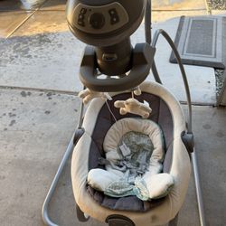 Graco Baby Swing