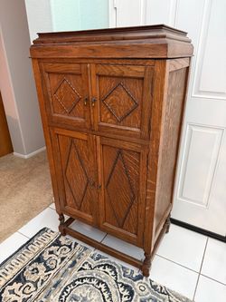 Antique Tiger Oak Phonograph Media Bar Cabinet - Lift Top & Geometric Details $175 obo