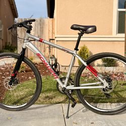 Men’s Schwinn Dodger Hybrid Bike 700C – Silver