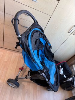City Select Easy Fold stroller
