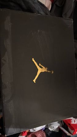 Jordan 12s