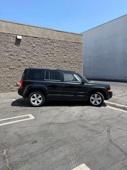 SUV Automatic Clean Title Honda Hrv Hr-v Crv Cr-v Pilot Toyota Chr Ch-r RAV4 Highlander Ford Explorer Escape Kia Sorento Rio Nissan Murano Kicks Rogue