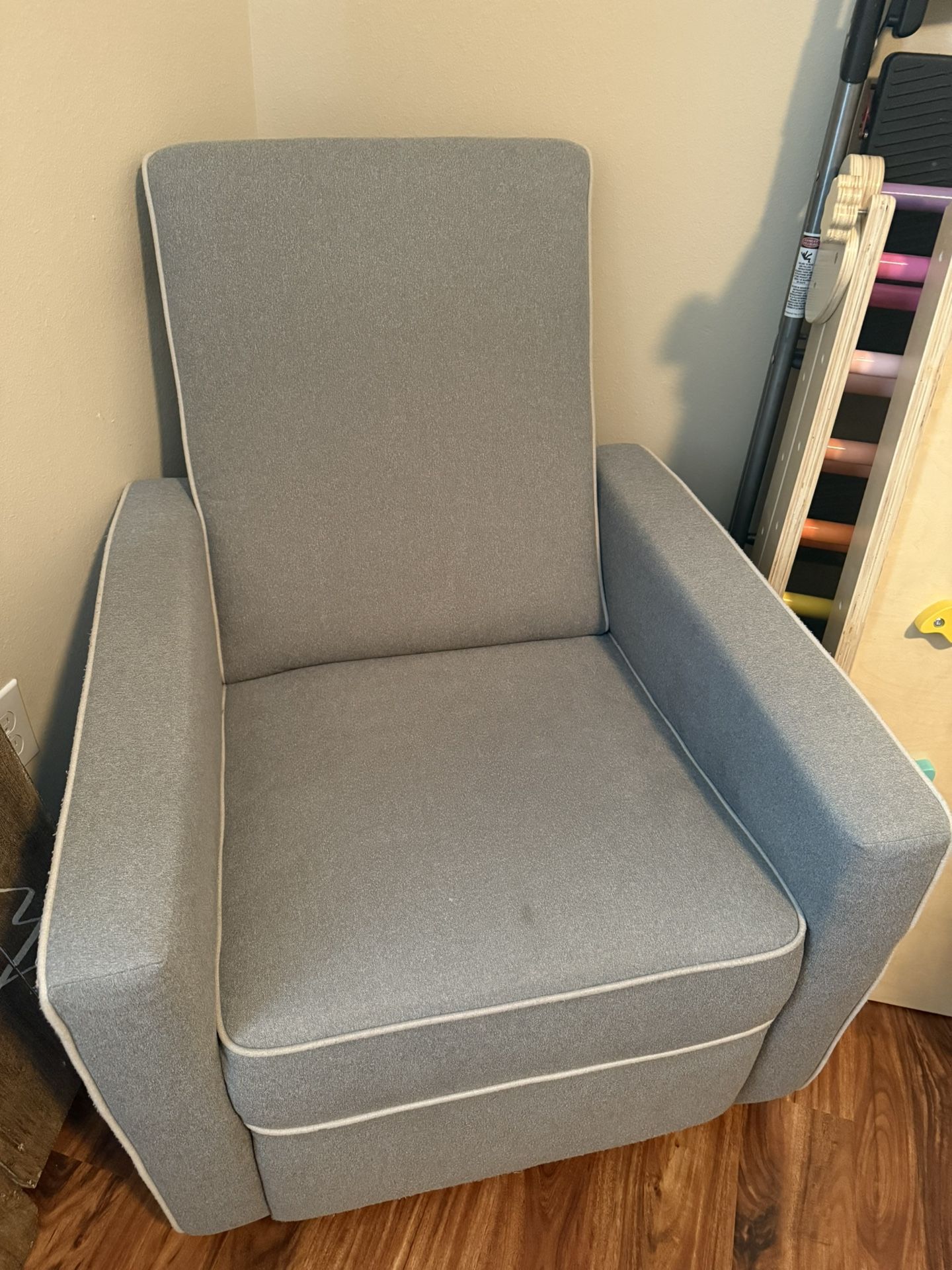 Davinci Rocking Chair