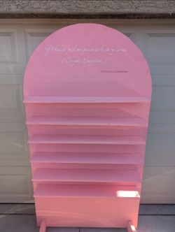 *sell*Treat wall display