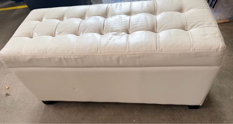 Storage ottoman