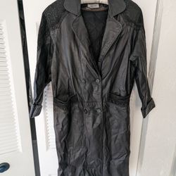  Elegance Couture Leather Coat 