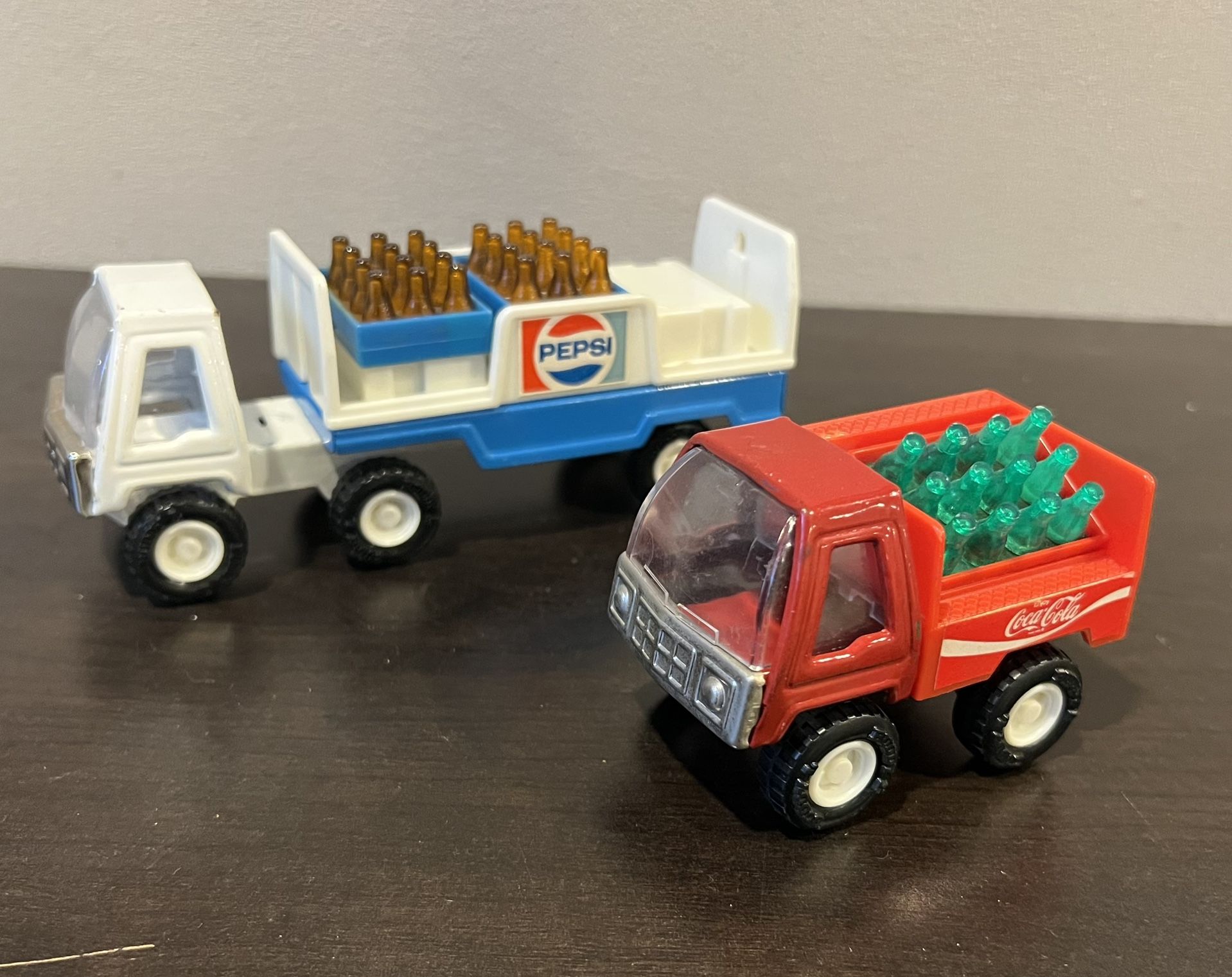 Vintage Buddy L Cola Wars Pepsi Semi & Coke Delivery Trucks W/Bottles