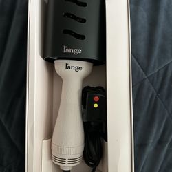 Lange Volume Brush Dryer