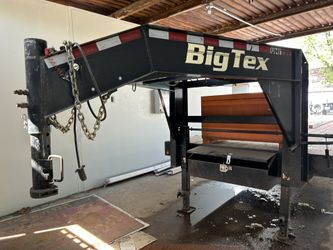 2019 Gooseneck Trailer 35 Feet