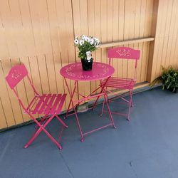 3pc Metal bistro Set Bright Pink Color. New Patio Outdoor furniture Set 