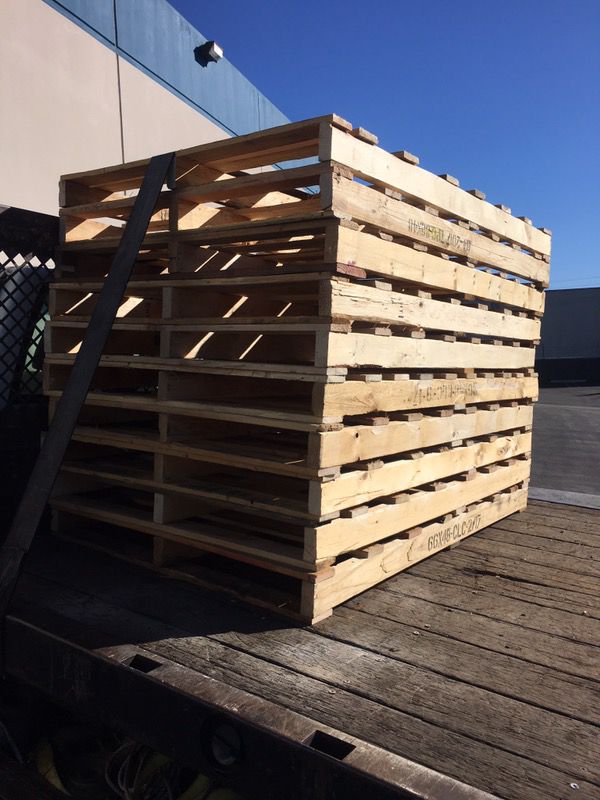 where to sell wood pallets