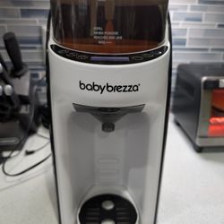 Baby Brezza Formula Pro Advanced Formula Maker
