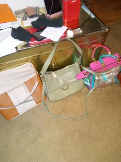 Purses for sale 5.00 and up