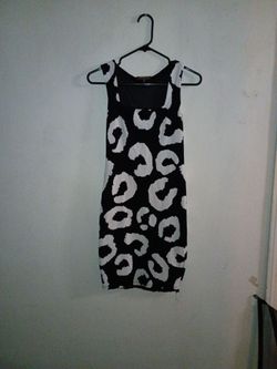 Moda Columbiana Black n White Dress Size Small