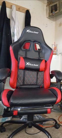 Tv and.Gamin chair