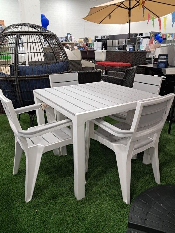 Patio Dinning Set