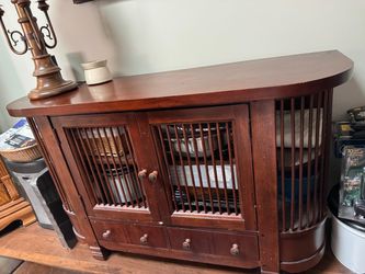 Server credenza