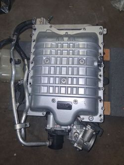 OEM SRT Hellcat 6.2L Supercharger Complete Assembly