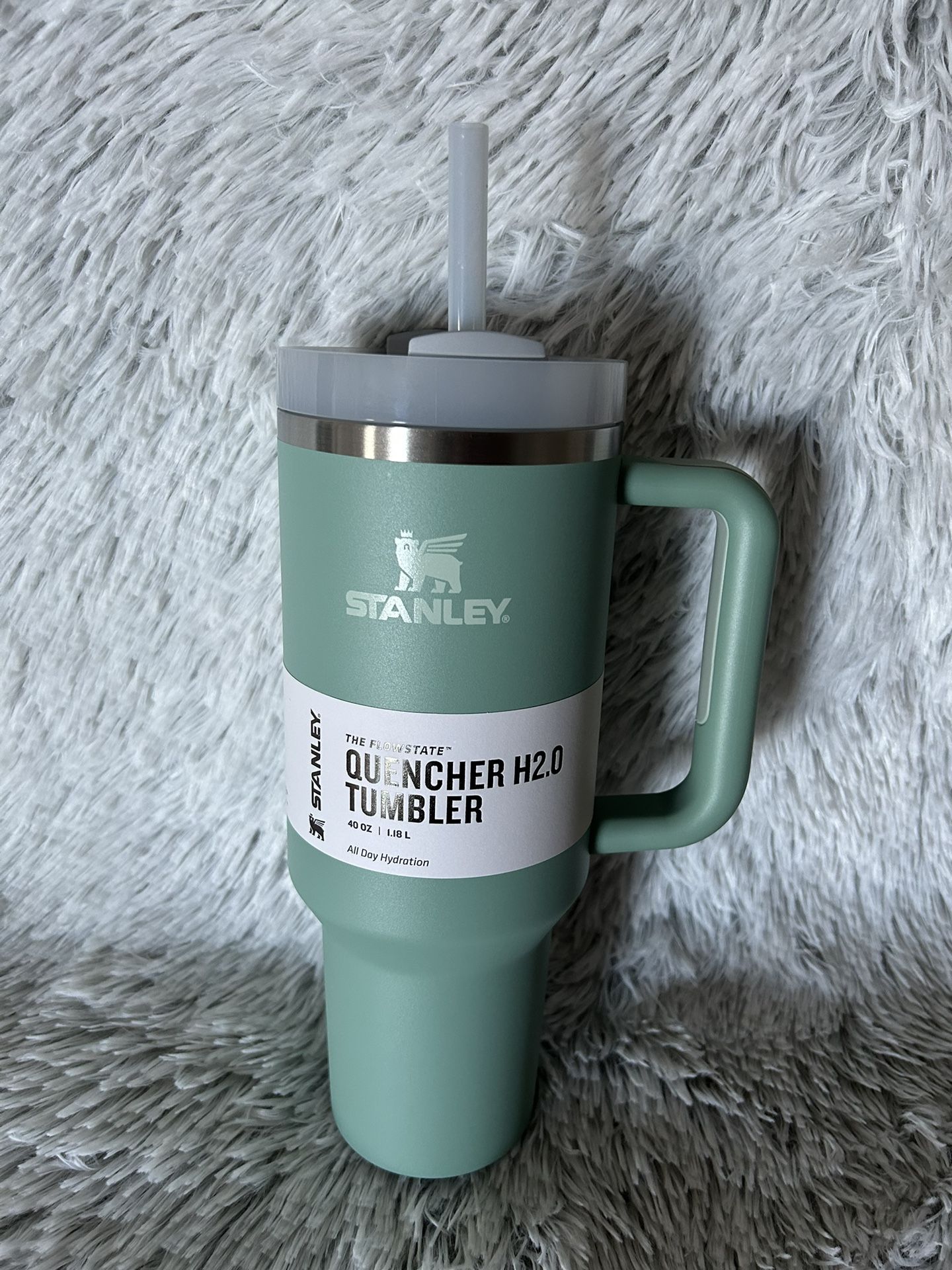 Stanley 40 oz. Quencher H2.0 FlowState Tumbler for Sale in Las