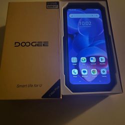 20000 MAH 6.5” inch cam Doogee V Max plus 5G 512gb