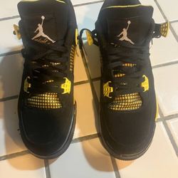 Jordan 4s