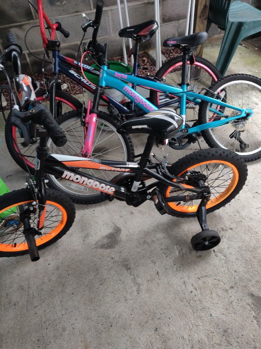 MONGOOSE Kids Bike 16